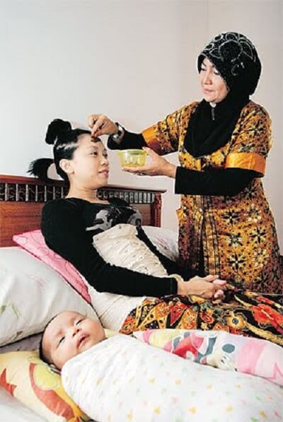 Postnatal Malay massage service