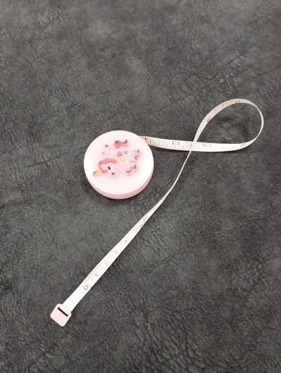 Pita ukur dalam centimeter