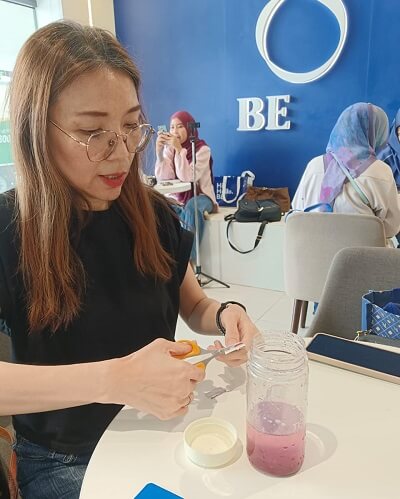 Mommy Lynn pengedar BE International di Bukit Jalil